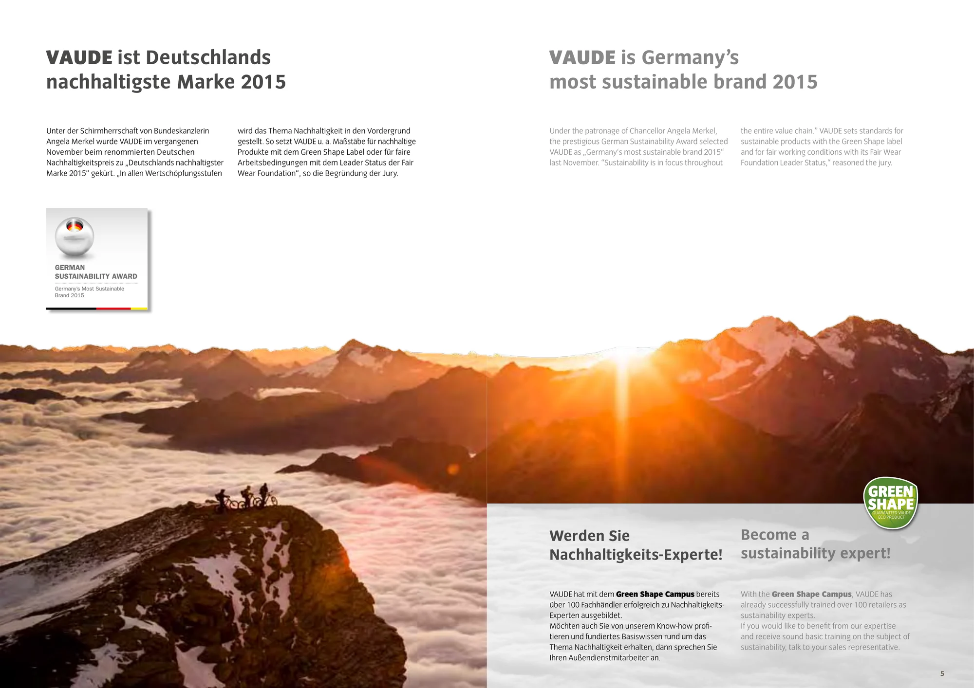 VAUDE: Workbook-Doppelseite zur Nachhaltigkeit mit Mountainbikern über einem Wolkenmeer im Gegenlicht